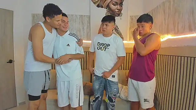 Snapshot of friendslikeplay chatting on 02-02-26, 09:25 friendslikeplay online show from 02-02-26, 09:25