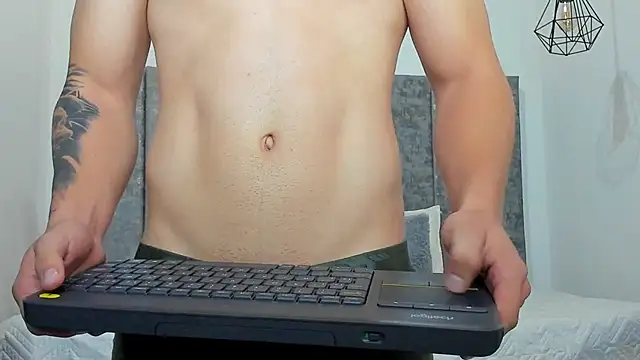 Calvin Hunter online show from 02-06-26, 02:57