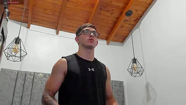 Calvin Hunter online show from 04-16-26, 02:12