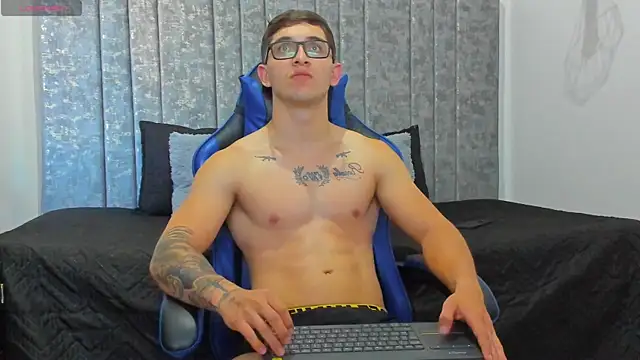 Calvin Hunter online show from 04-12-26, 10:02