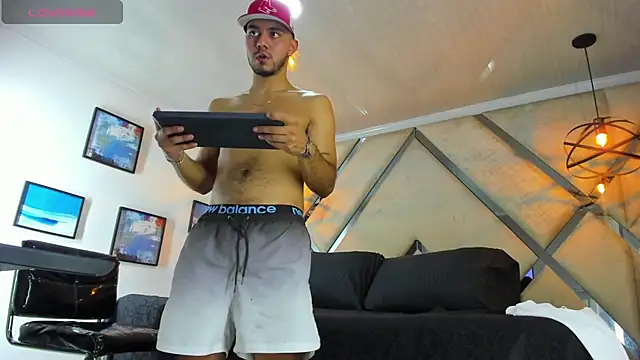 Snapshot of Dusan_Grey77 chatting on 02-03-26, 06:22 Dusan Grey77 online show from 02-03-26, 06:22