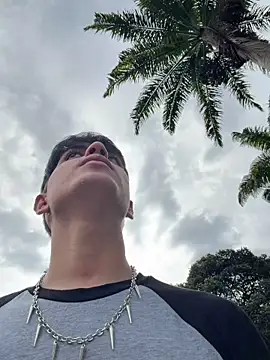 Naim TheKing online show from 04-15-26, 08:42