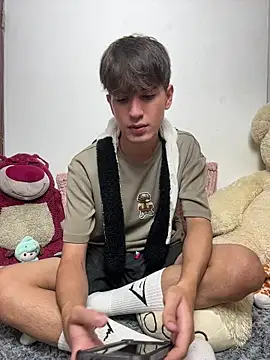 Naim TheKing online show from 02-14-26, 05:40