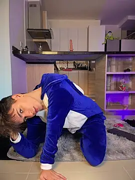 Naim TheKing online show from 04-14-26, 02:44