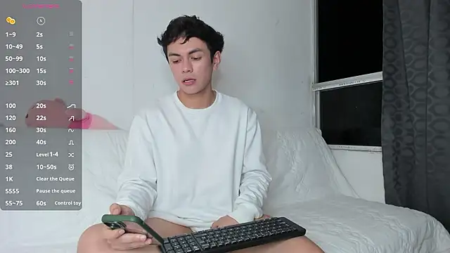 Caydensmit online show from 02-03-26, 06:11