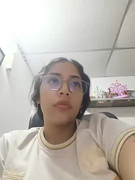 cristal adams11 online show from 07-08-26, 03:51