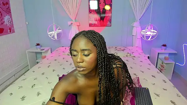 naomi campell online show from 02-10-26, 07:24