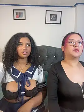 Snapshot of celine_sweet chatting on 02-27-26, 05:29 celine sweet online show from 02-27-26, 05:29