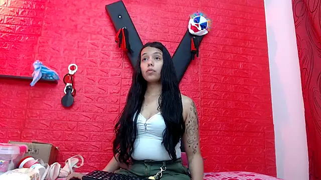 Snapshot of juliette18rose chatting on 02-23-26, 07:36 juliette18rose online show from 02-23-26, 07:36