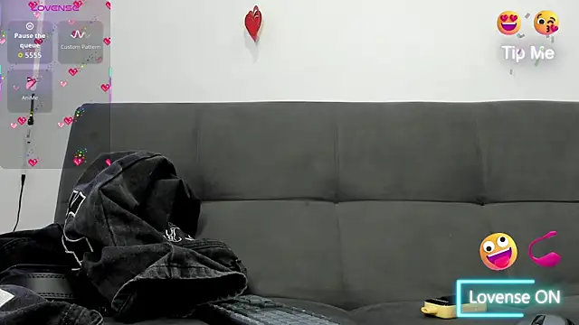 Snapshot of Maxxx_bigcockx chatting on 02-25-26, 04:23 Maxxx bigcockx online show from 02-25-26, 04:23