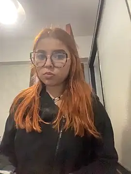 Snapshot of baddieasiantv chatting on 02-09-26, 01:47 baddieasiantv online show from 02-09-26, 01:47