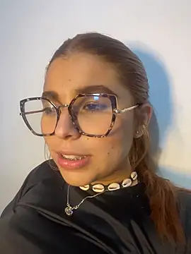 Snapshot of baddieasiantv chatting on 02-03-26, 02:53 baddieasiantv online show from 02-03-26, 02:53