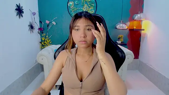 mayli marie online show from 04-09-26, 10:16