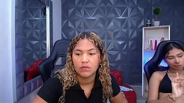 Snapshot of mayli_marie chatting on 02-18-26, 11:12 mayli marie online show from 02-18-26, 11:12