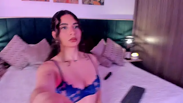 Snapshot of IrinaBlanc chatting on 02-22-26, 01:30 IrinaBlanc online show from 02-22-26, 01:30