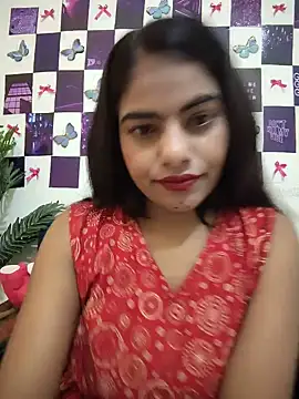 Snapshot of Alisha_Babyy chatting on 07-15-26, 01:45 Alisha Babyy online show from 07-15-26, 01:45