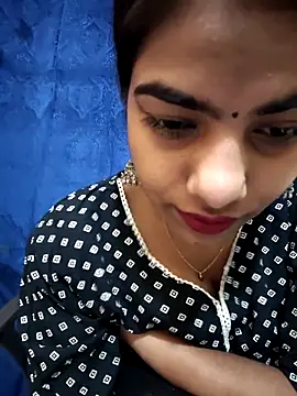 Snapshot of Alisha_Babyy chatting on 04-22-26, 04:41 Alisha Babyy online show from 04-22-26, 04:41
