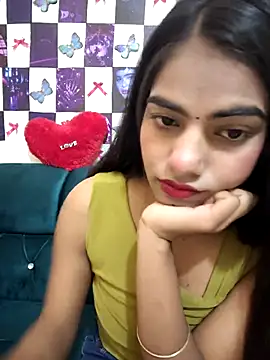 Snapshot of Alisha_Babyy chatting on 06-25-26, 05:12 Alisha Babyy online show from 06-25-26, 05:12