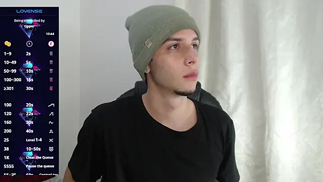 Snapshot of killua_parker chatting on 02-14-26, 03:40 killua parker online show from 02-14-26, 03:40