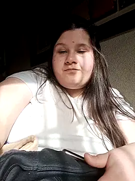 Snapshot of TUWACHA7777 chatting on 05-05-26, 05:49 TUWACHA7777 online show from 05-05-26, 05:49