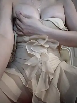 Snapshot of Babypulic chatting on 04-19-26, 11:00 Babypulic online show from 04-19-26, 11:00