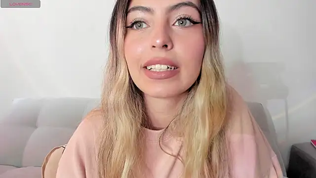 Fernanda aaaa online show from 04-04-26, 03:07