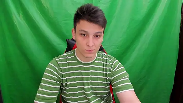 Snapshot of Justin_time111 chatting on 04-17-26, 01:03 Justin time111 online show from 04-17-26, 01:03