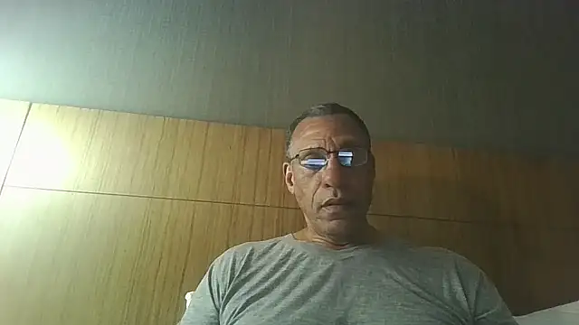 Snapshot of swimmer2496 chatting on 04-03-26, 02:29 swimmer2496 online show from 04-03-26, 02:29