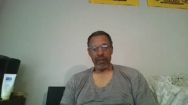 swimmer2496 online show from 03-01-26, 05:35