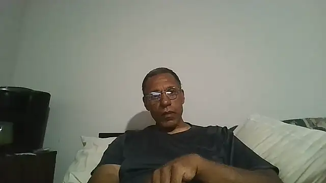 Snapshot of swimmer2496 chatting on 06-19-26, 05:02 swimmer2496 online show from 06-19-26, 05:02