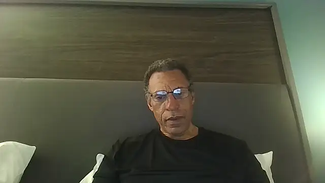 Snapshot of swimmer2496 chatting on 05-16-26, 06:45 swimmer2496 online show from 05-16-26, 06:45