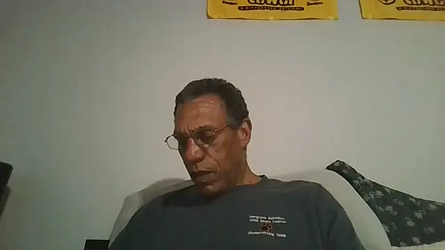 Snapshot of swimmer2496 chatting on 05-09-26, 01:20 swimmer2496 online show from 05-09-26, 01:20