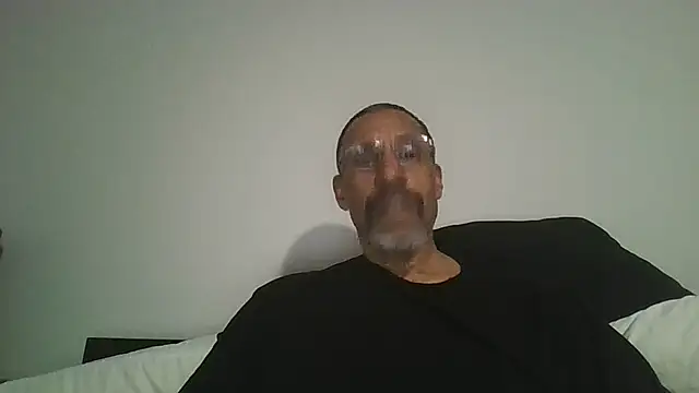 Snapshot of swimmer2496 chatting on 03-30-26, 02:35 swimmer2496 online show from 03-30-26, 02:35