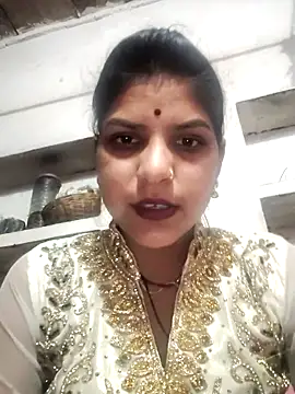 Snapshot of Radha_hot chatting on 02-16-26, 05:33 Radha hot online show from 02-16-26, 05:33