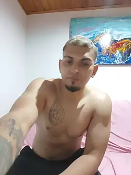 Ernesto23415 online show from 02-25-26, 01:06