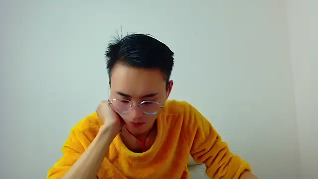 Snapshot of Aint686 chatting on 02-23-26, 11:33 Aint686 online show from 02-23-26, 11:33