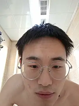 Snapshot of Aint686 chatting on 02-10-26, 12:53 Aint686 online show from 02-10-26, 12:53