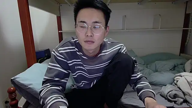 Snapshot of Aint686 chatting on 03-15-26, 01:29 Aint686 online show from 03-15-26, 01:29