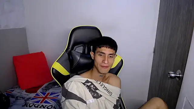 Akyra latinn online show from 02-23-26, 03:56