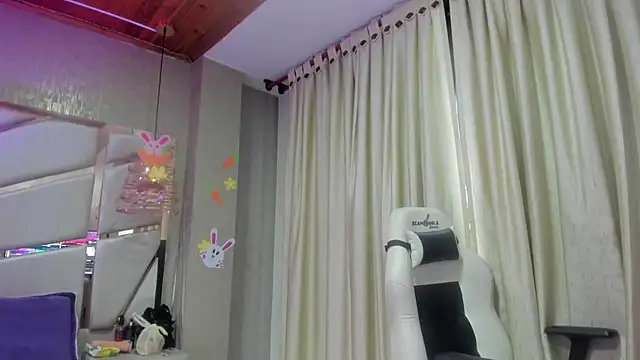 francis 20 online show from 04-17-26, 01:14