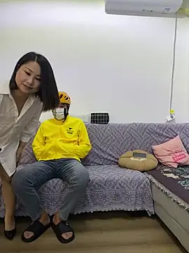 xiaotiantian-10 online show from 04-19-26, 07:20