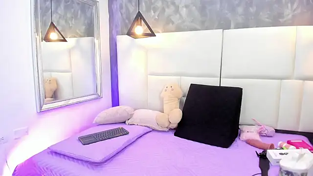 Martina armos online show from 04-15-26, 11:27