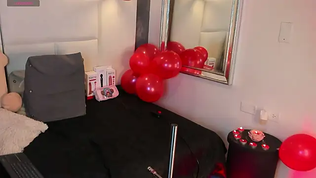 Martina armos online show from 02-14-26, 03:01