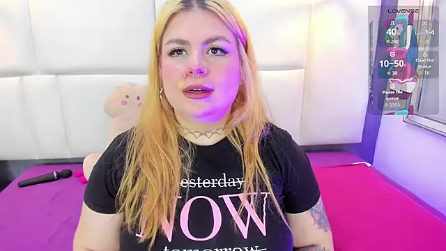 Martina armos online show from 04-08-26, 01:34