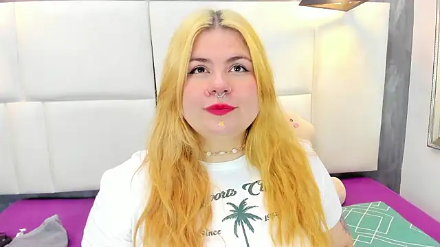 Martina armos online show from 03-09-26, 01:36