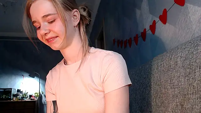 Snapshot of Austeja_Ona chatting on 03-01-26, 06:19 Austeja Ona online show from 03-01-26, 06:19