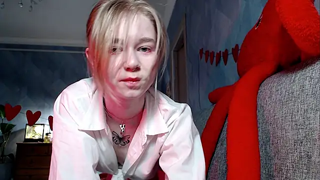 Snapshot of Austeja_Ona chatting on 02-17-26, 04:26 Austeja Ona online show from 02-17-26, 04:26