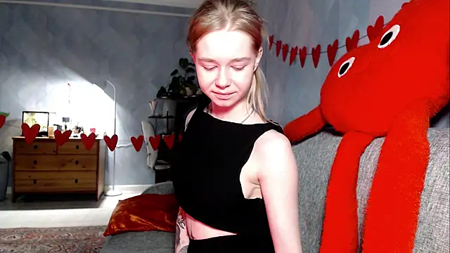 Snapshot of Austeja_Ona chatting on 02-13-26, 04:29 Austeja Ona online show from 02-13-26, 04:29