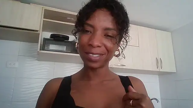 JadaMillss online show from 04-21-26, 03:07