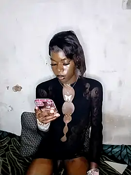 Chocolate Queenxx03 online show from 02-24-26, 10:32